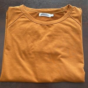 Miss Look Long Sleeve Crewneck. Size Large. New